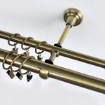 idee di design per aste per tende in metallo