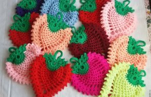 set di presine a forma di fragola