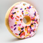 idee di design per cuscini a forma di ciambella