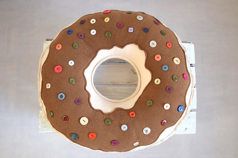 idee di design fai da te per realizzare cuscini a forma di ciambella