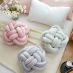 idee per decorazioni con nodi per cuscini