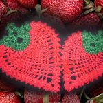 presina all'uncinetto a forma di fragola