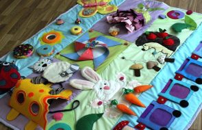 idee di design per tappeti educativi per bambini