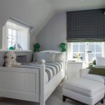 idee per l'arredamento con tende grigie