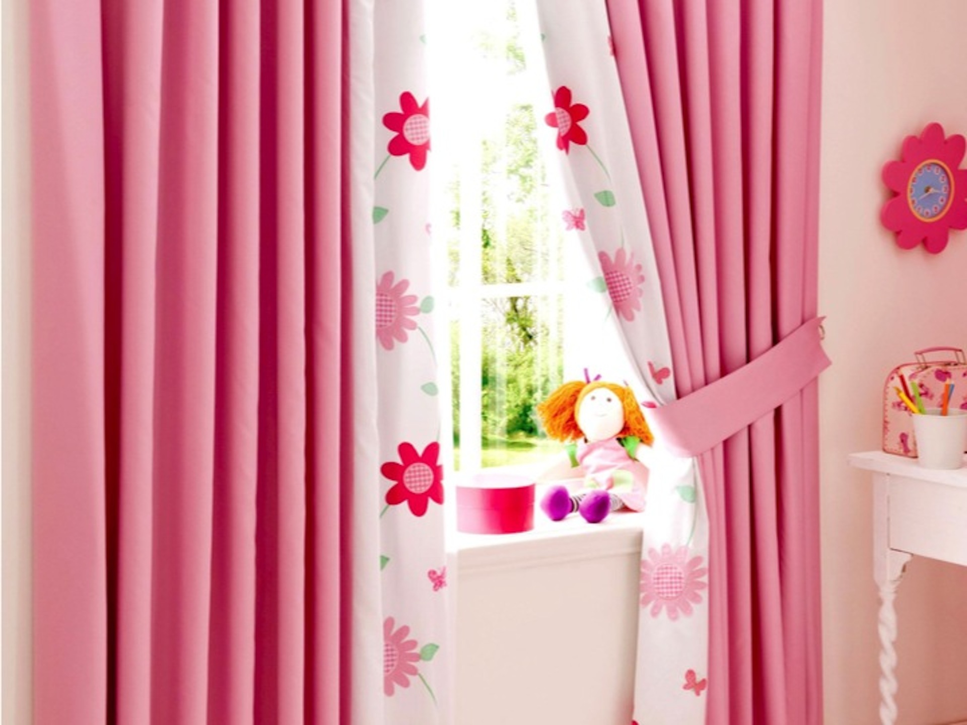 tende rosa per la cameretta dei bambini