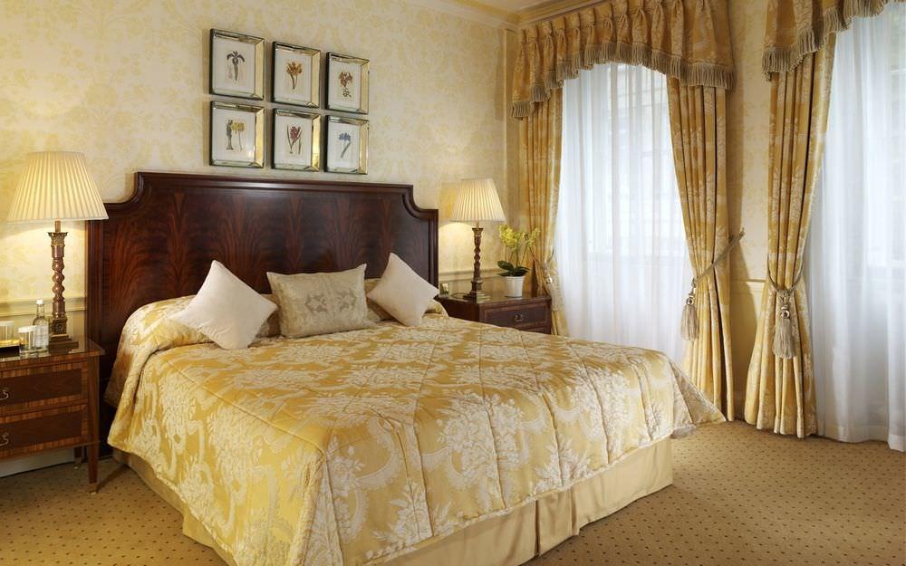 tende classiche per camera da letto