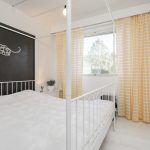 idee di design per tende gialle
