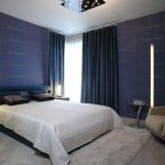 foto di decorazioni con tende blu