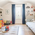 foto dell'interno delle tende blu