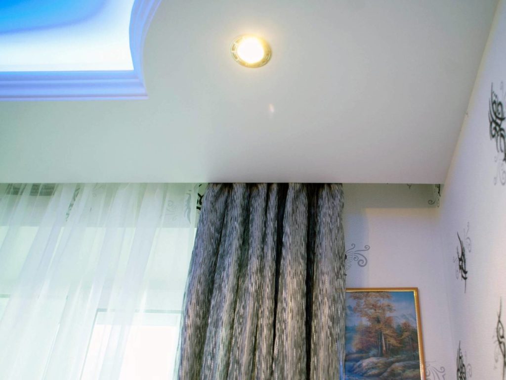 cornice nascosta
