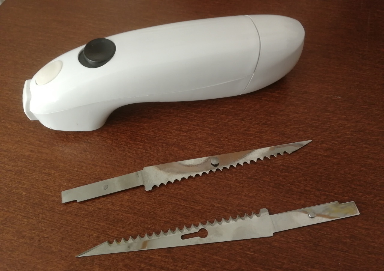 coltello da cucina elettrico