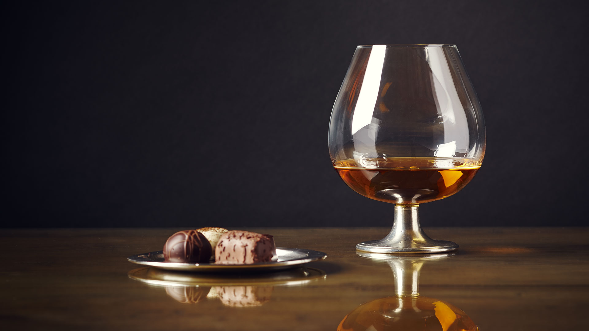 cognac in un bicchiere