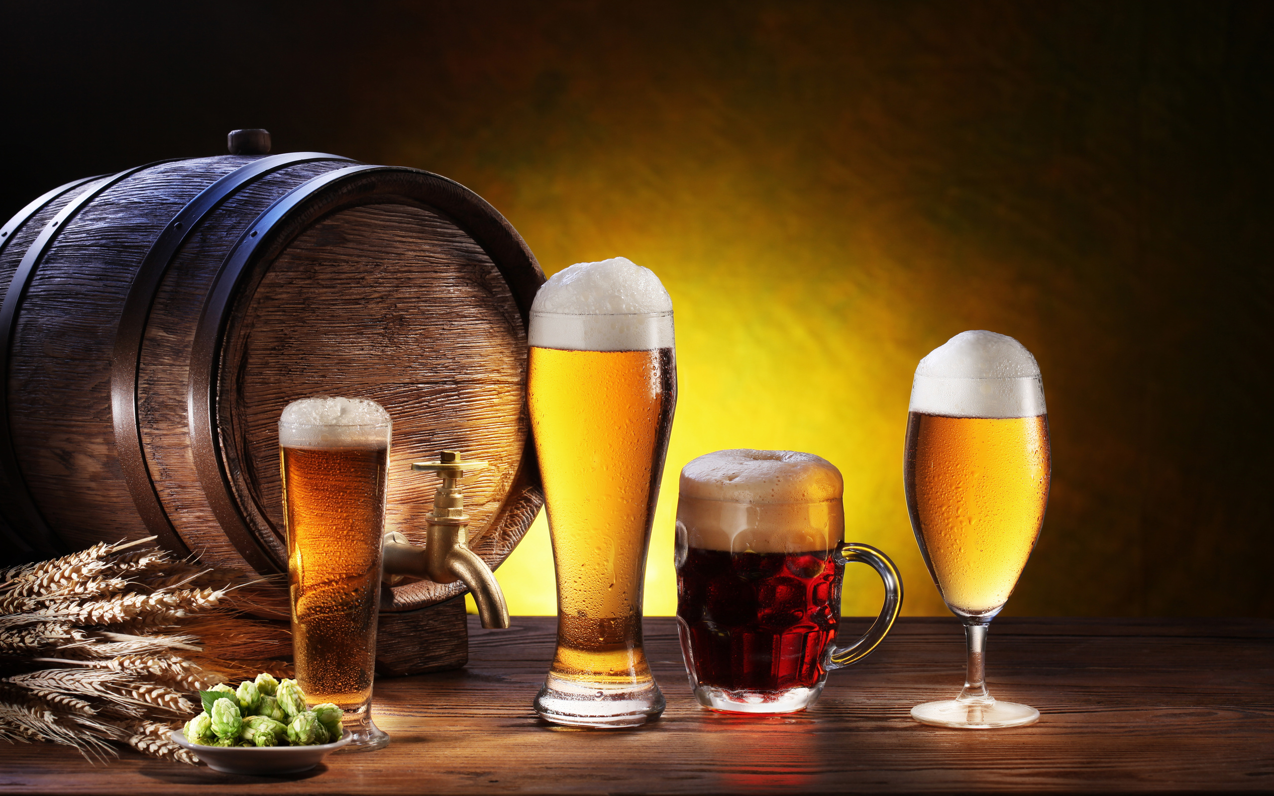 birra nei bicchieri