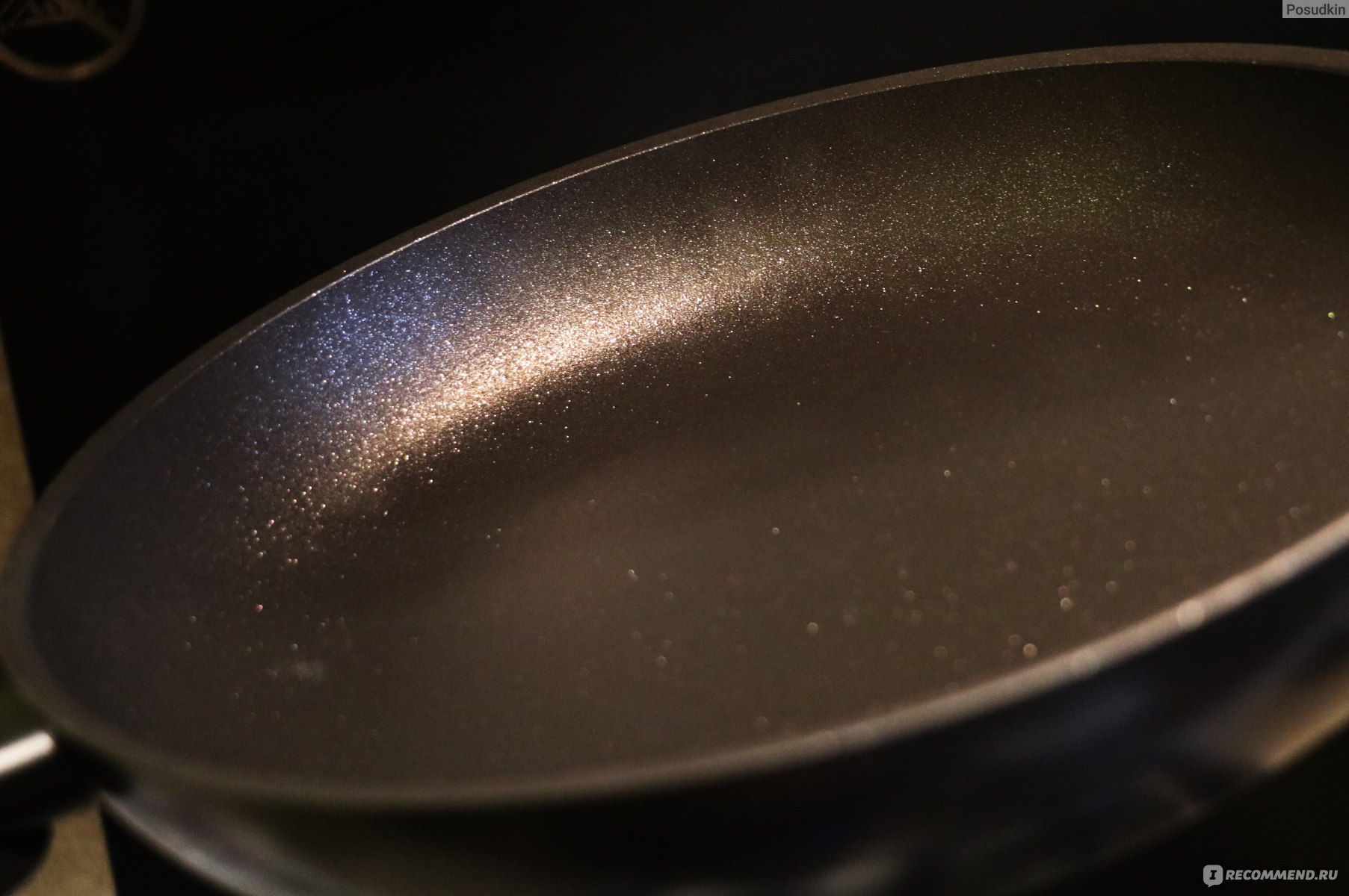 padella antiaderente con rivestimento diamantato