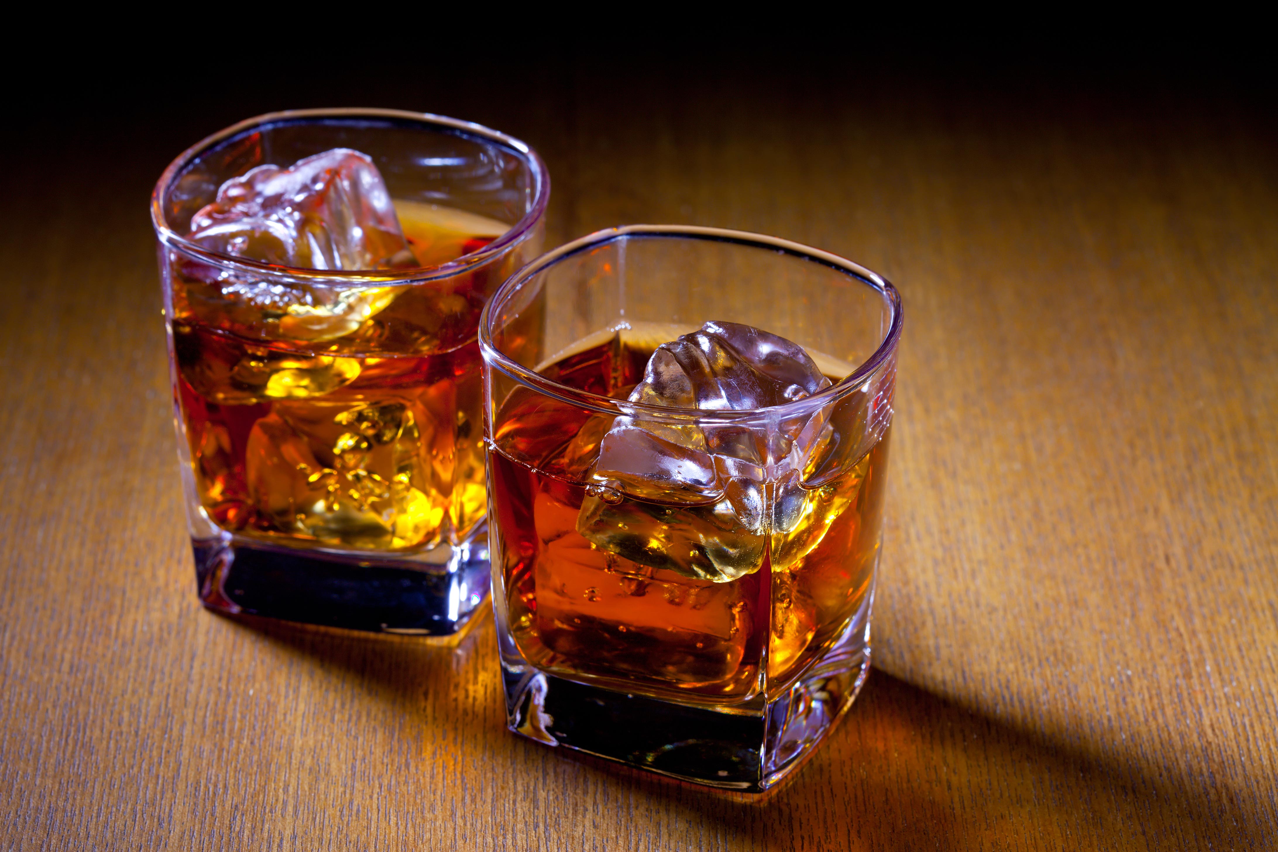 whisky con ghiaccio