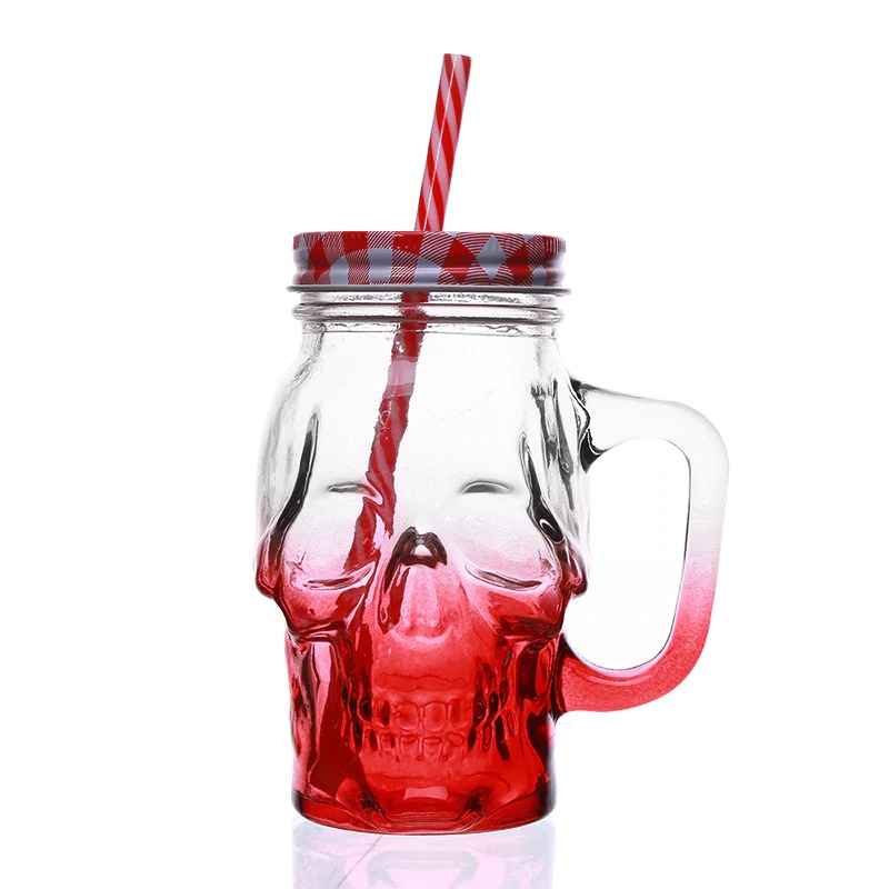 Teschio in vetro con coperchio