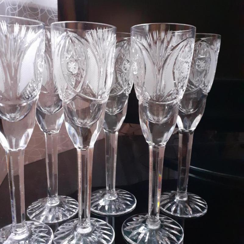 bicchieri da vino pianta dyatkovskiy
