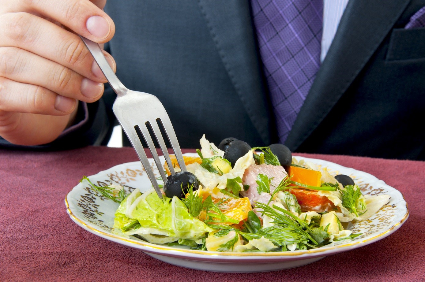come mangiare l'insalata