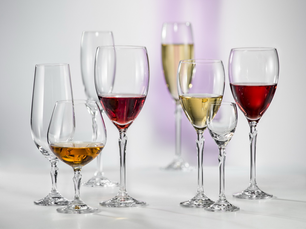 come scegliere i bicchieri da vino