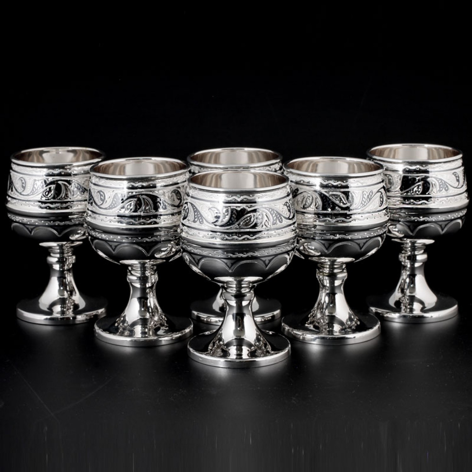 set di bicchieri