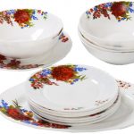 set di piatti da portata per foto di cucina