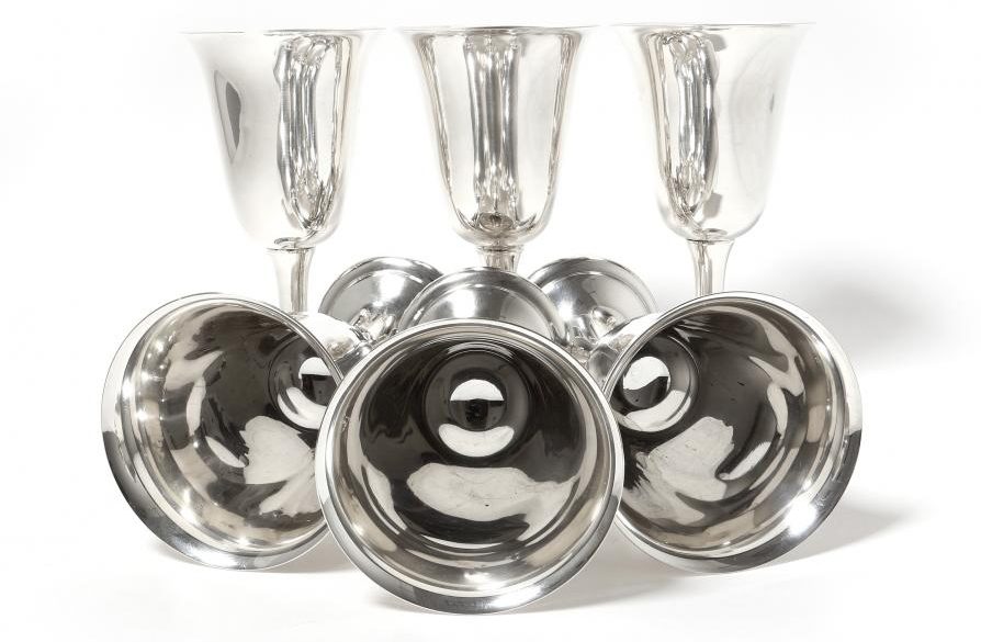 set di bicchieri d'argento