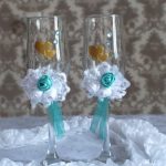 idee per decorazioni natalizie con bicchieri