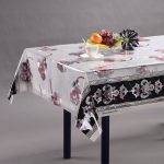 tovaglia cerata sul tavolo per la cucina tipi di design