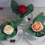 idee per piegare i tovaglioli per servire decorazioni