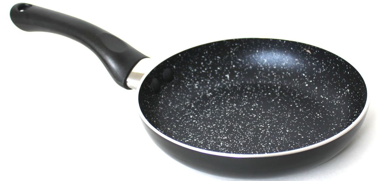 padella in alluminio con rivestimento antiaderente in marmo