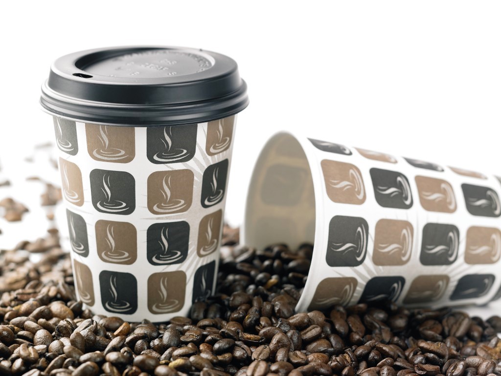 bicchieri di carta per il caffè