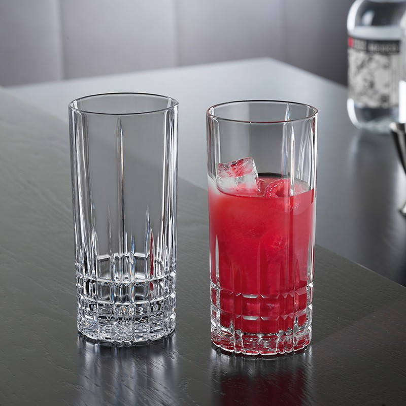 bicchieri per succo e acqua foto