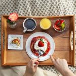 colazione a letto, recensione del tavolo, foto