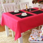 recensione della tovaglia impermeabile per il tavolo della cucina