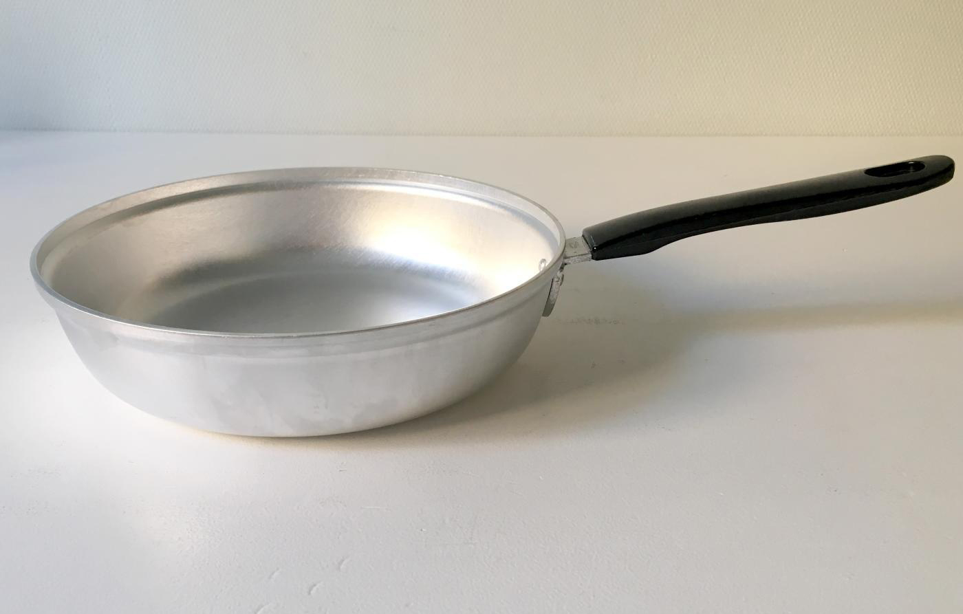 padella di alluminio