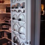 conservazione dei coperchi nella foto di design della cucina