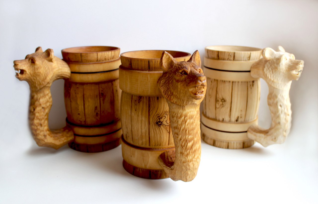 tazze intagliate in legno