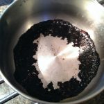 padella in acciaio inossidabile bruciata