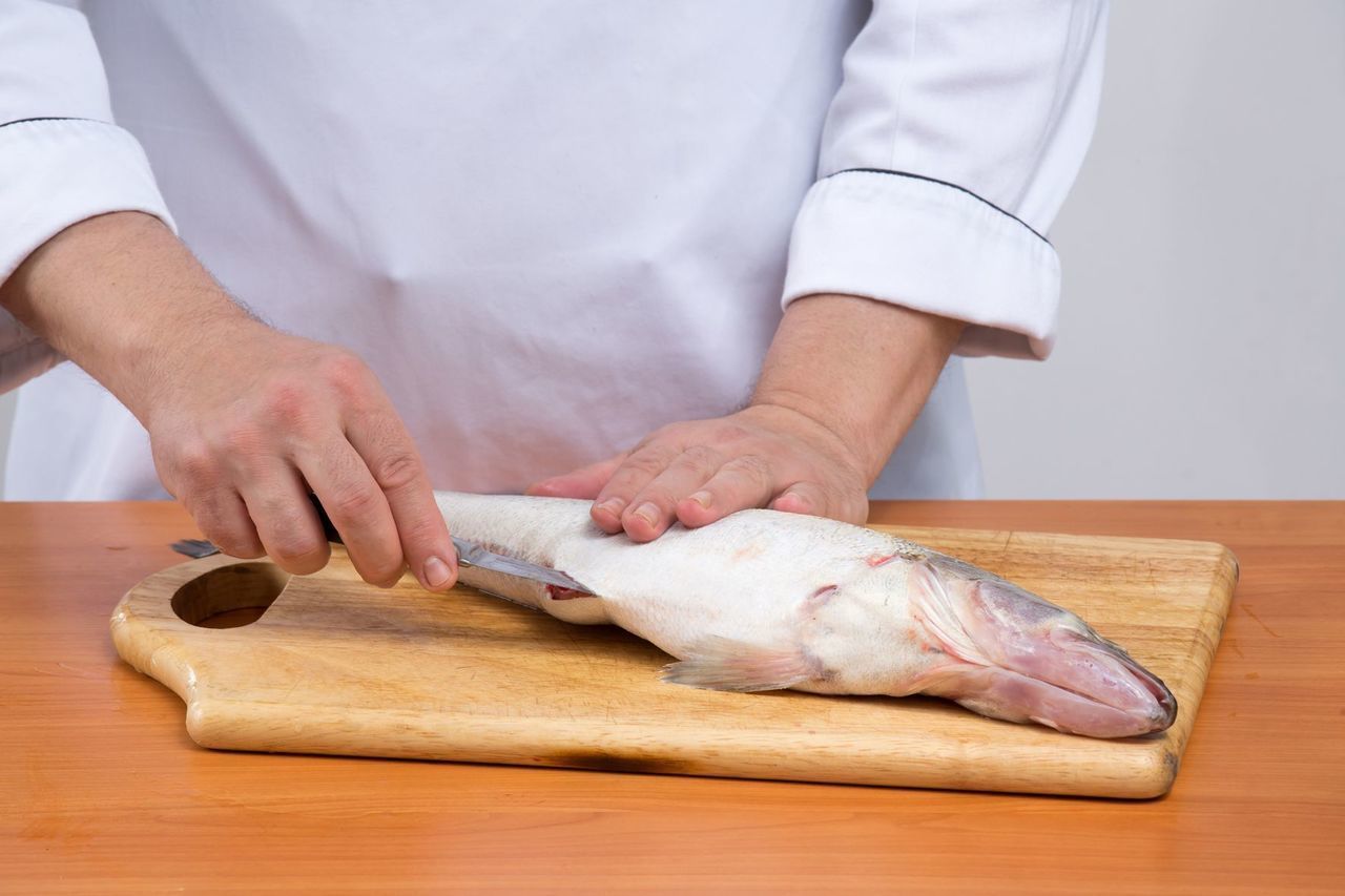 Tagliare il pesce