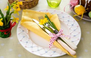 apparecchiatura della tavola con tovaglioli