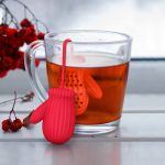 Colino da tè in una tazza