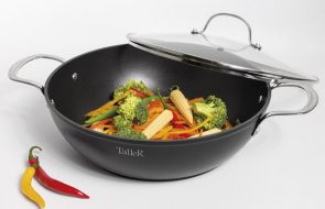 Foto di una padella wok