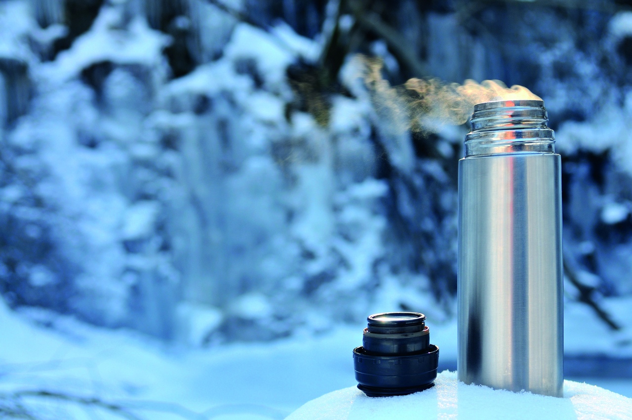 Thermos nella neve