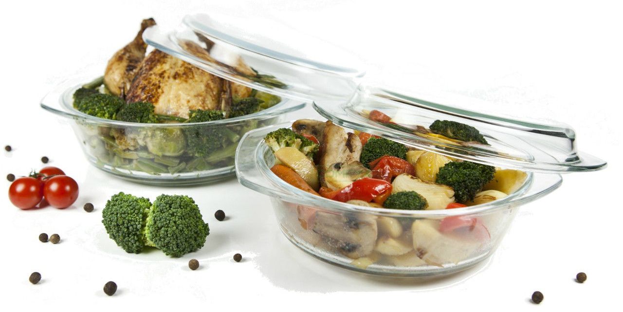 Pentole resistenti al calore con alimenti