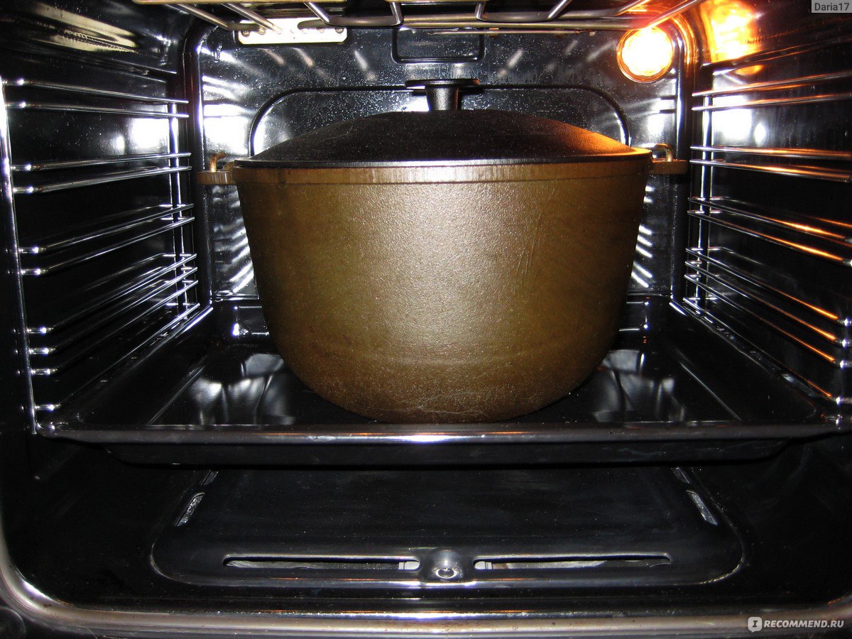 foto del calderone nel forno