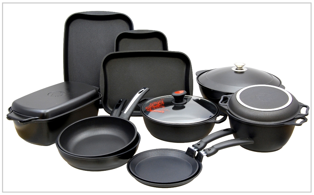 Grande set di piatti Kukmara