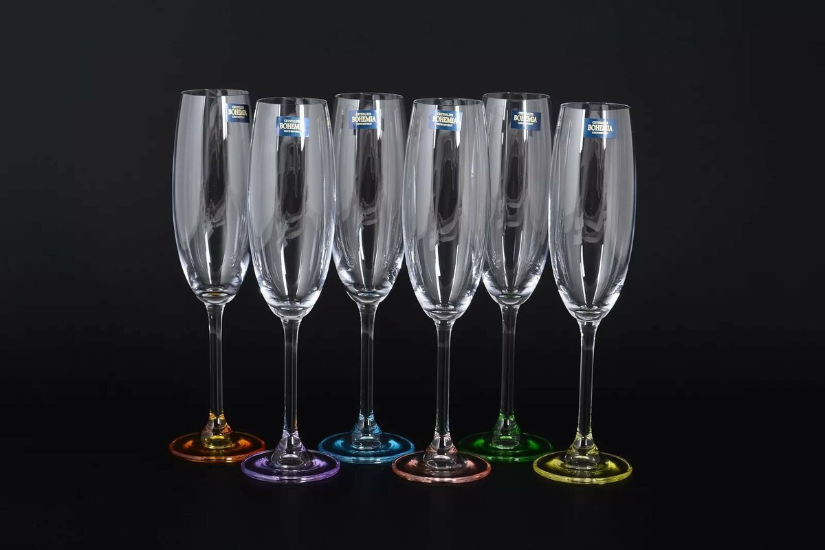 set di bicchieri