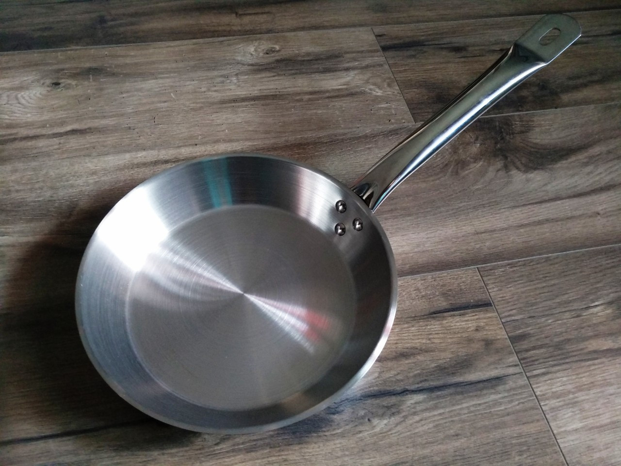 padella in acciaio inox