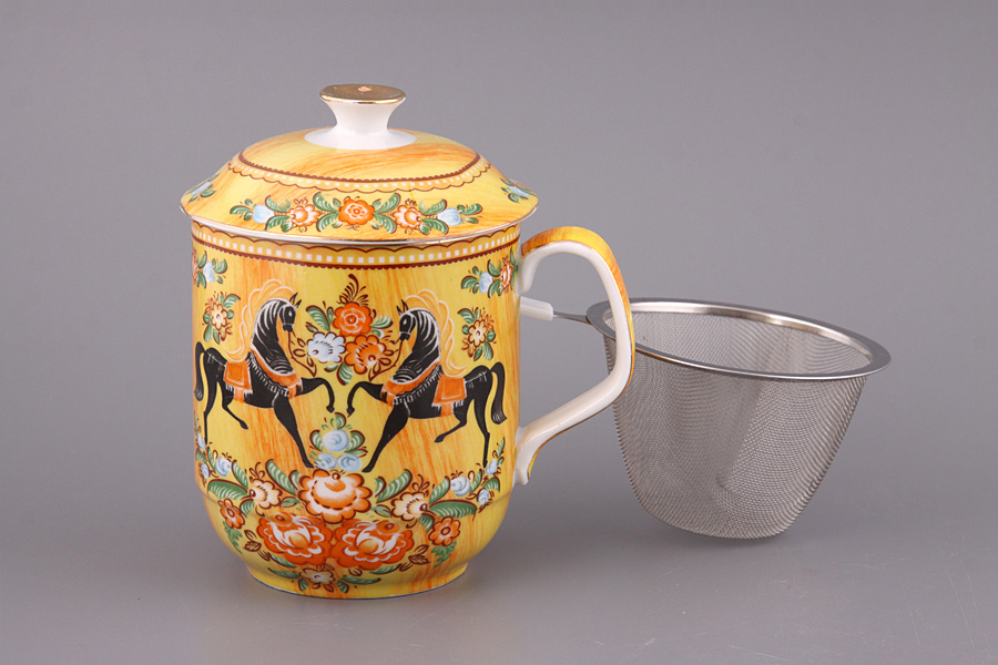 tazza da tè con motivo
