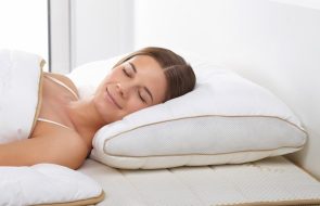 Come scegliere un cuscino per dormire